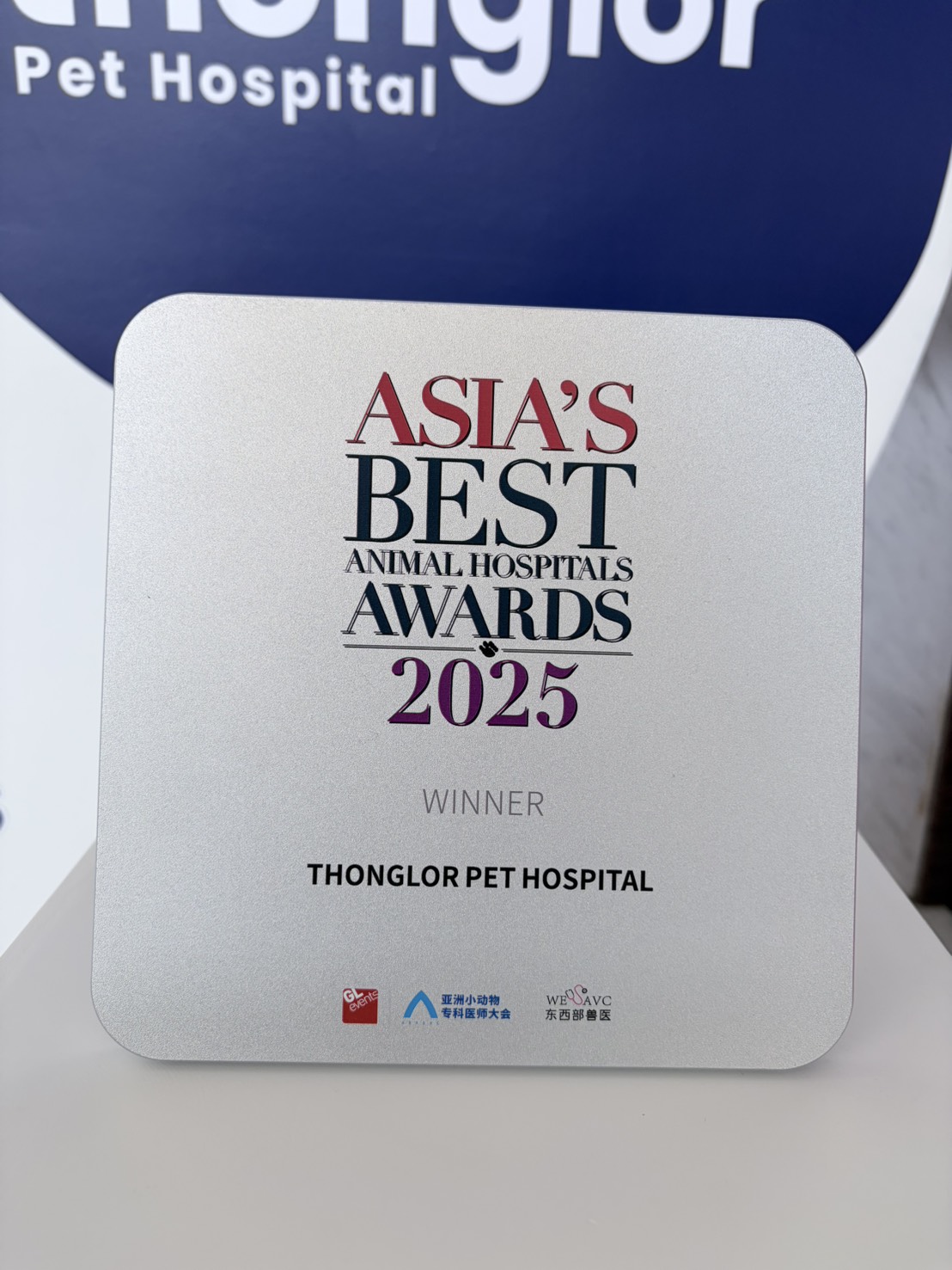 Thonglor Pet Hospital Wins Asia’s Best Animal Hospital Award